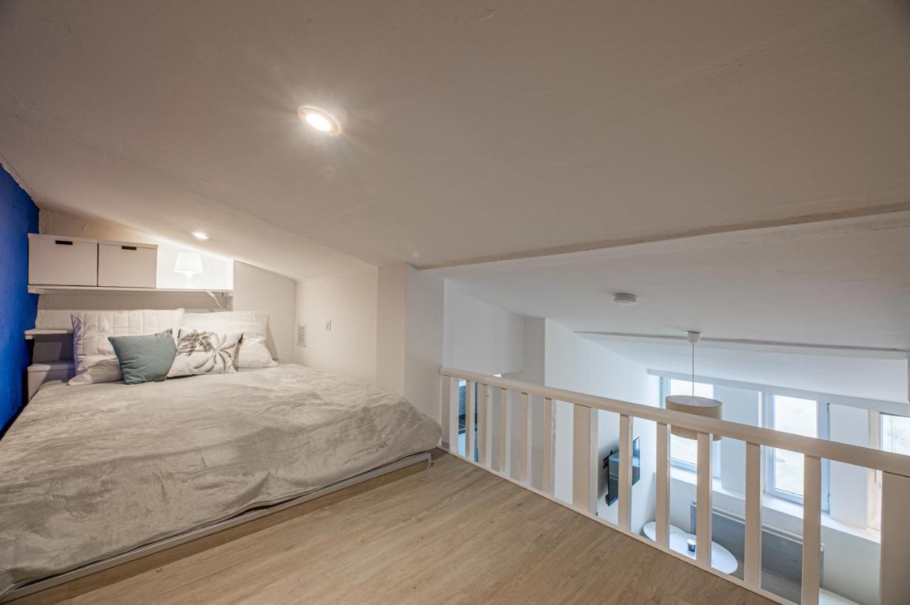 Honore Suite Ferrandiere Lyon Bagian luar foto