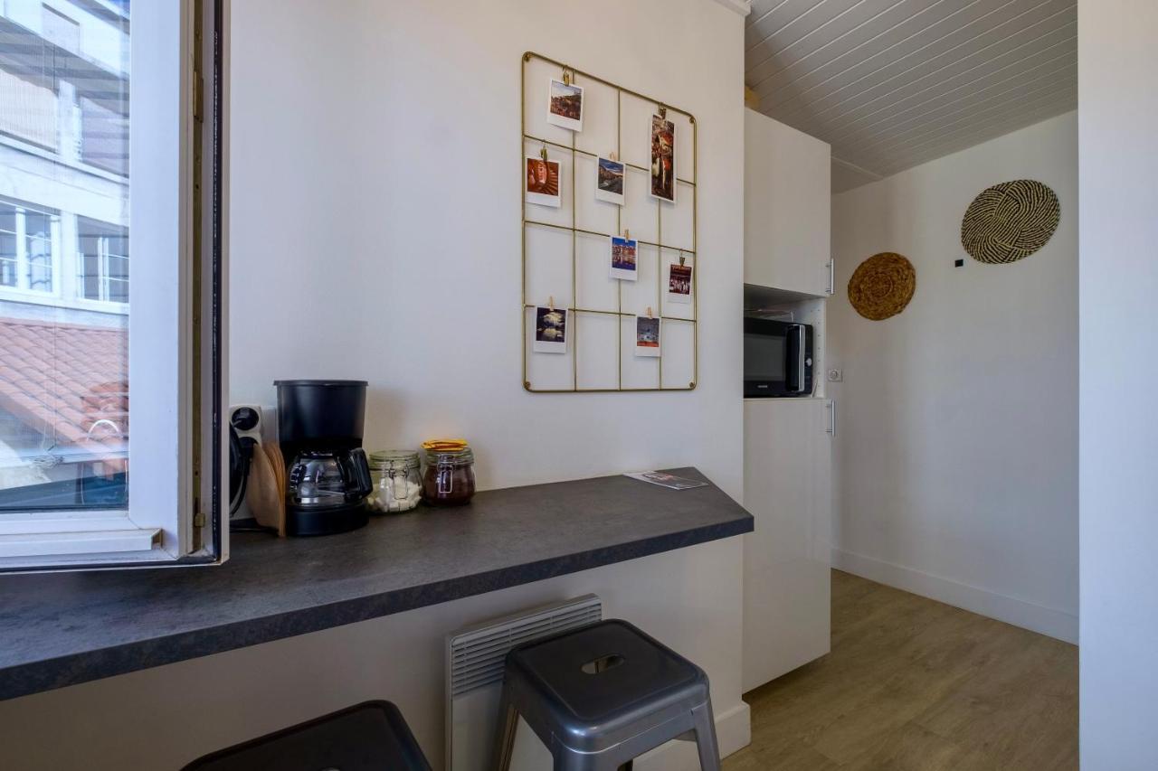 Honore Suite Ferrandiere Lyon Bagian luar foto